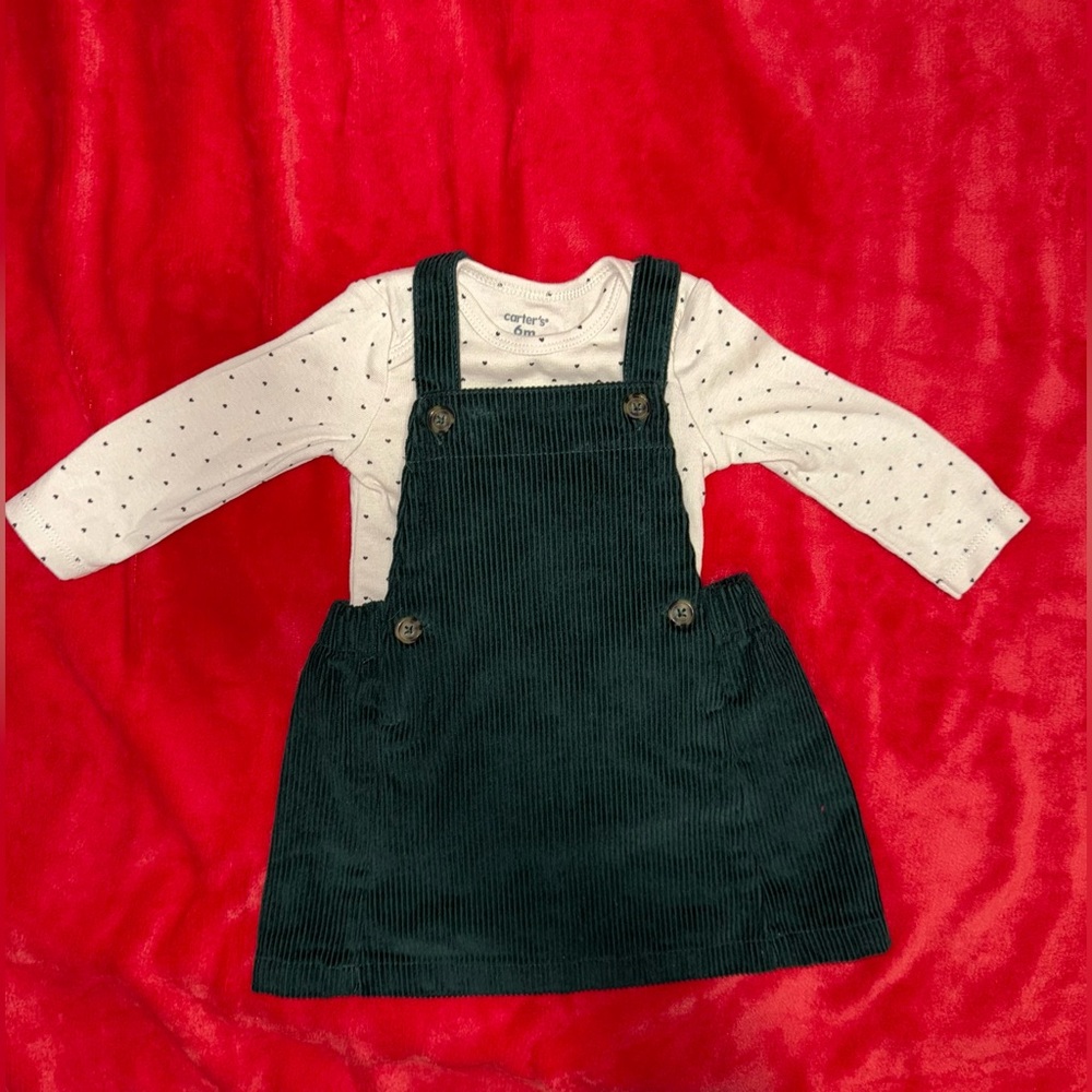 CARTER’S Green Corduroy girl Overall Dress + ONESIE LONGSLEEVE SIZE 6M